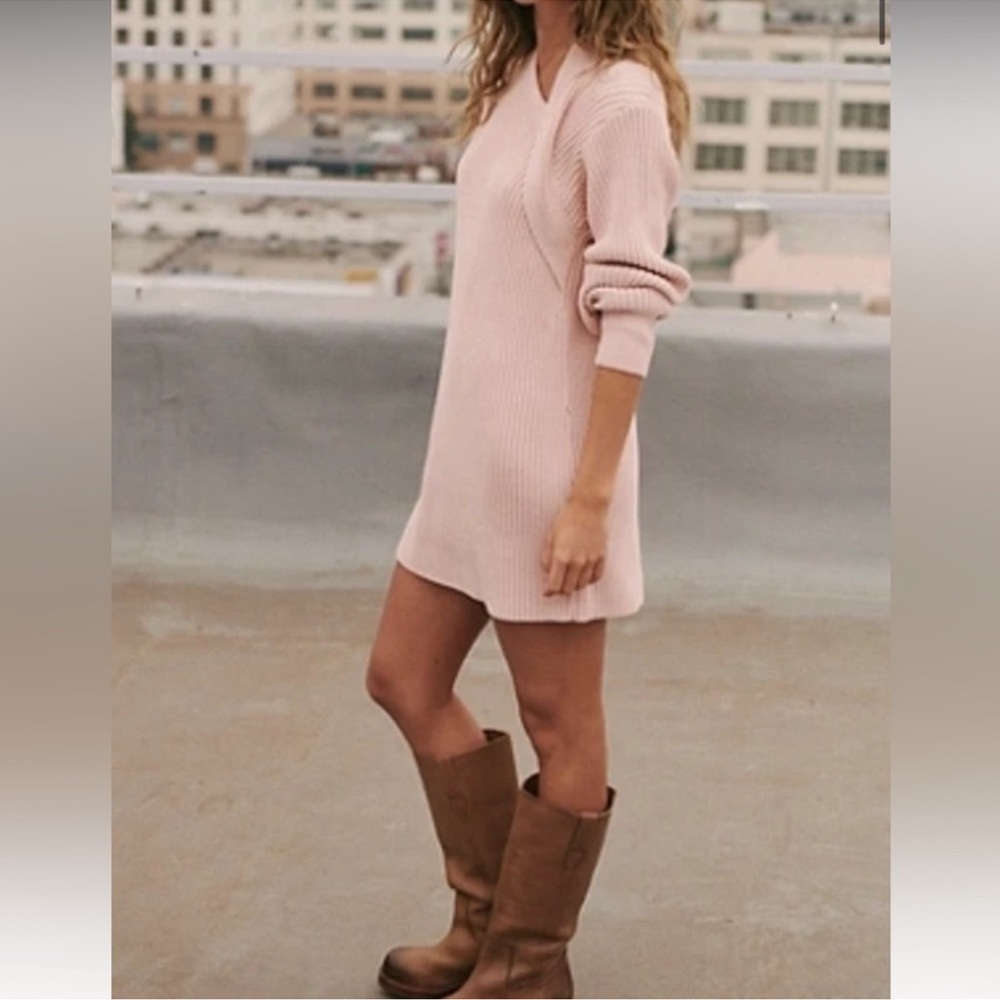 NWOT Free People Free -est Alba Sweater Tunic in pink